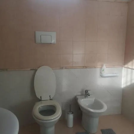 West Coast House Farm Apartman *